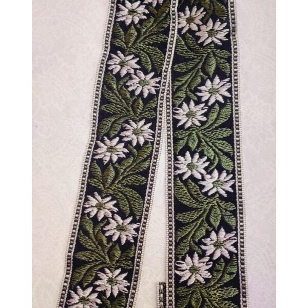 Jacquard bånd grønn/hvit 40 mm