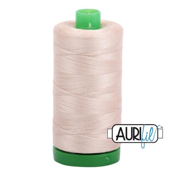 Aurifil 40wt 2312 Røyskatt (Ermine)