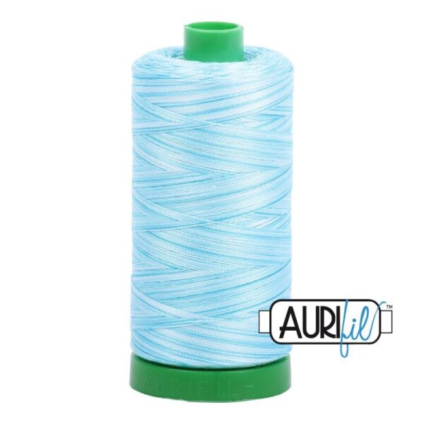 Aurifil 40wt 4663, Babyblå øyne