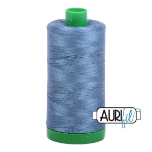 Aurifil 40wt 1126 Blue Grey /blå grå